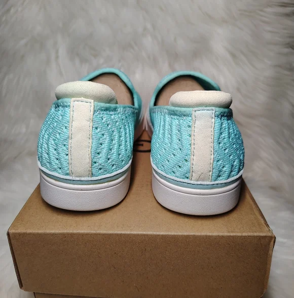 UGG Girls Caplan Slip-On Shoes - Picture 3 of 10